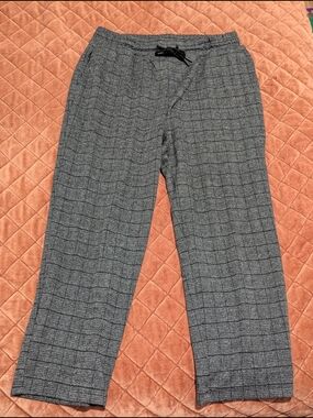 a new day Black & Gray Plaid Drawstring Trousers